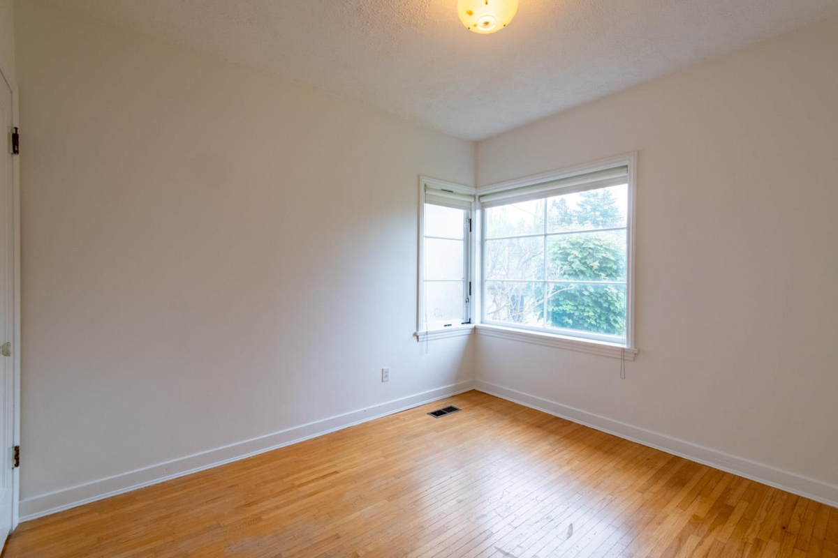Primary Bedroom Photo of 2960 W 41st Avenue, Vancouver, BC