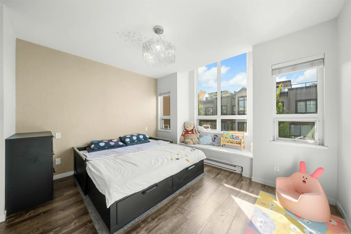 Office / Den Photo of 8 100 Wood Street, New Westminster, BC