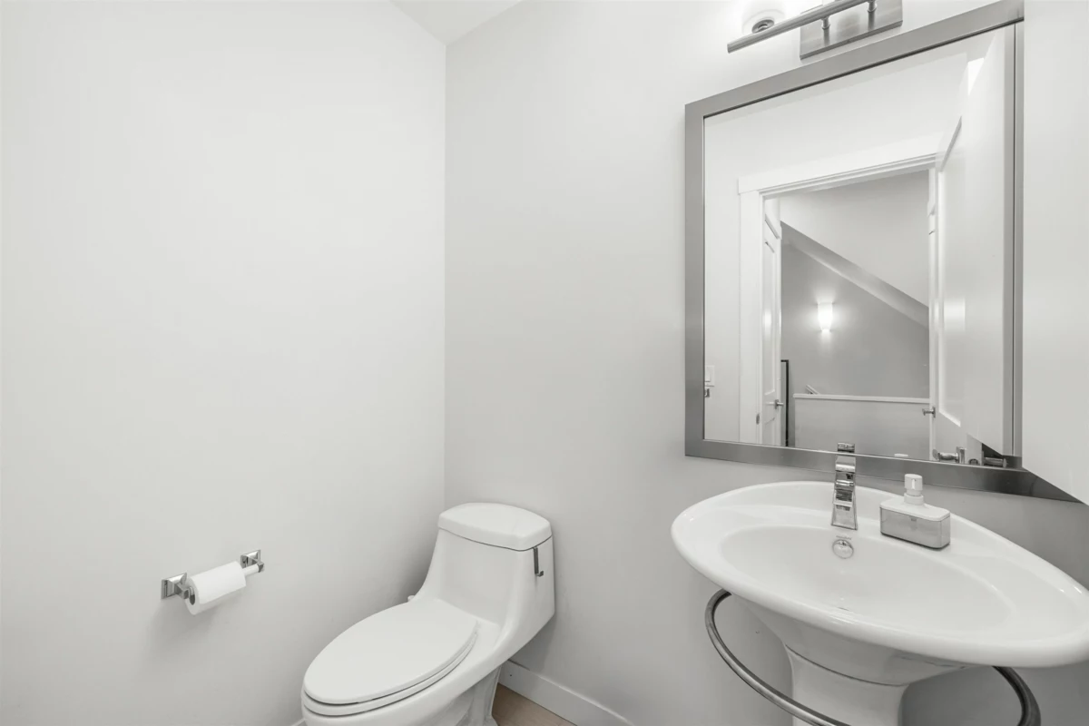 Staircase Photo of 8 100 Wood Street, New Westminster, BC