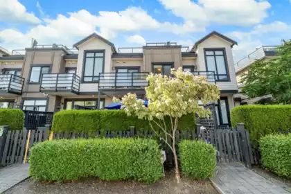 8 100 Wood Street, New Westminster, BC, Queensborough — 3 bed townhouse for sale