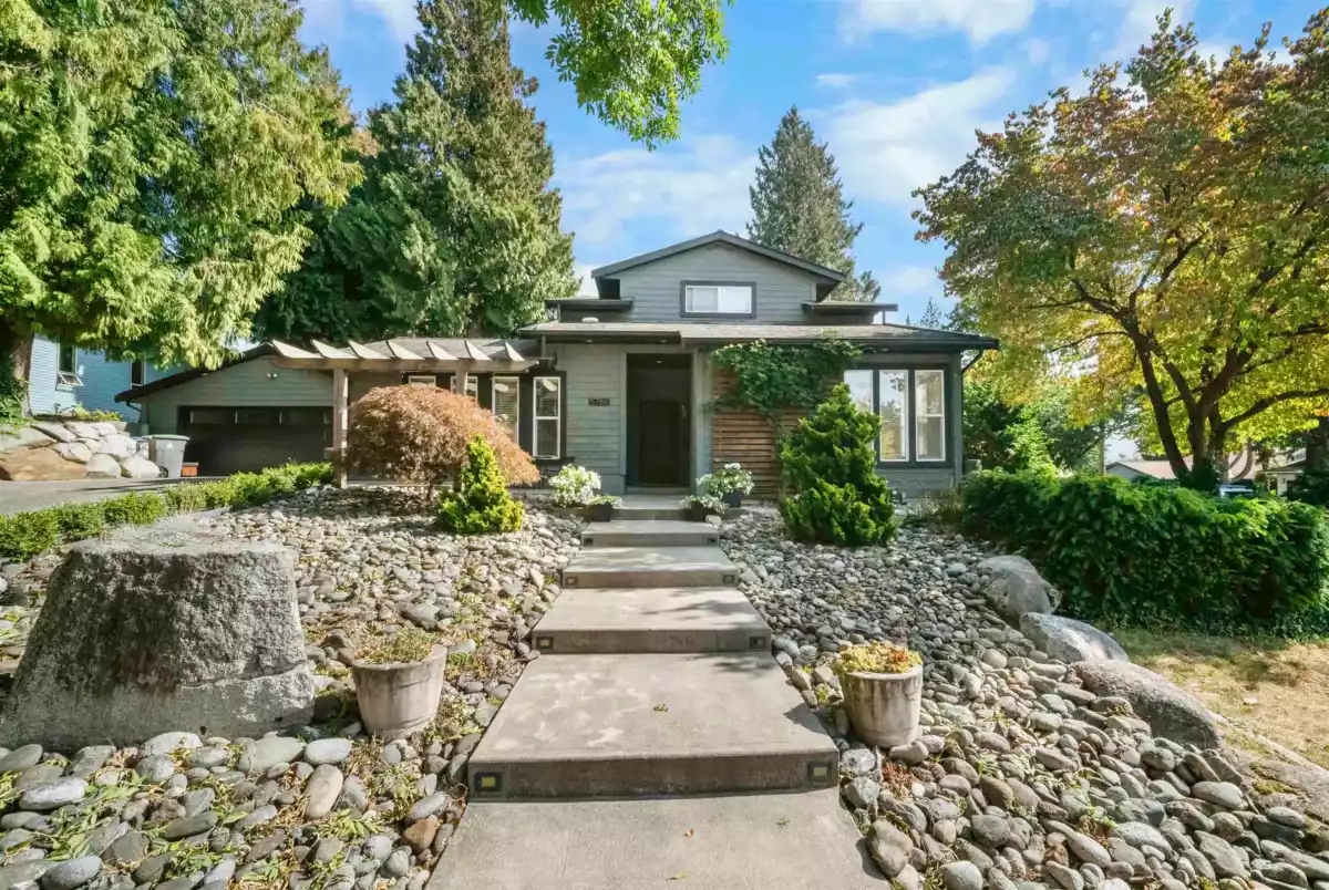 Exterior Front Photo of 5786 Aberdeen Street, Surrey, BC