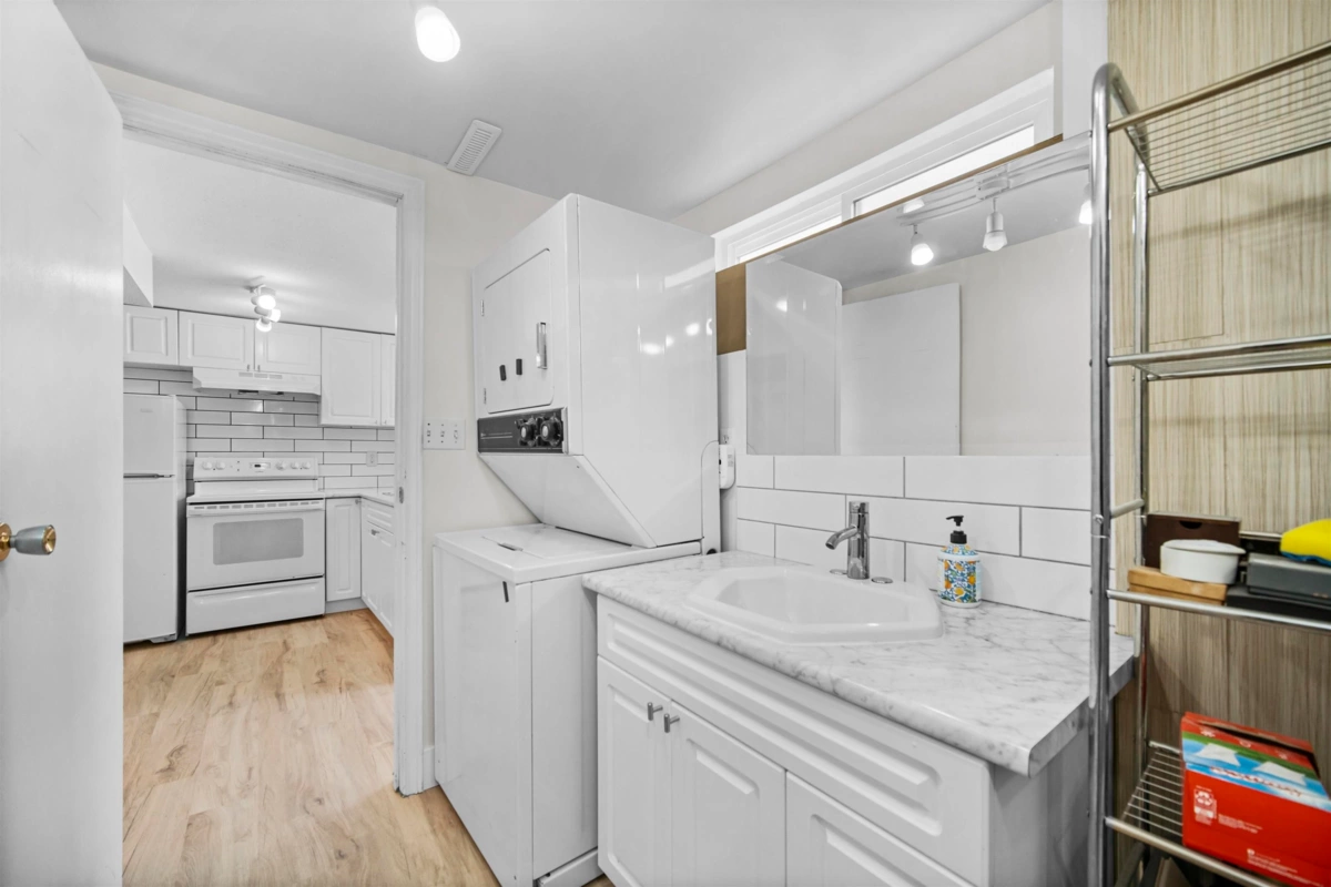 Fitness Center Photo Near 5786 Aberdeen Street, Surrey, BC