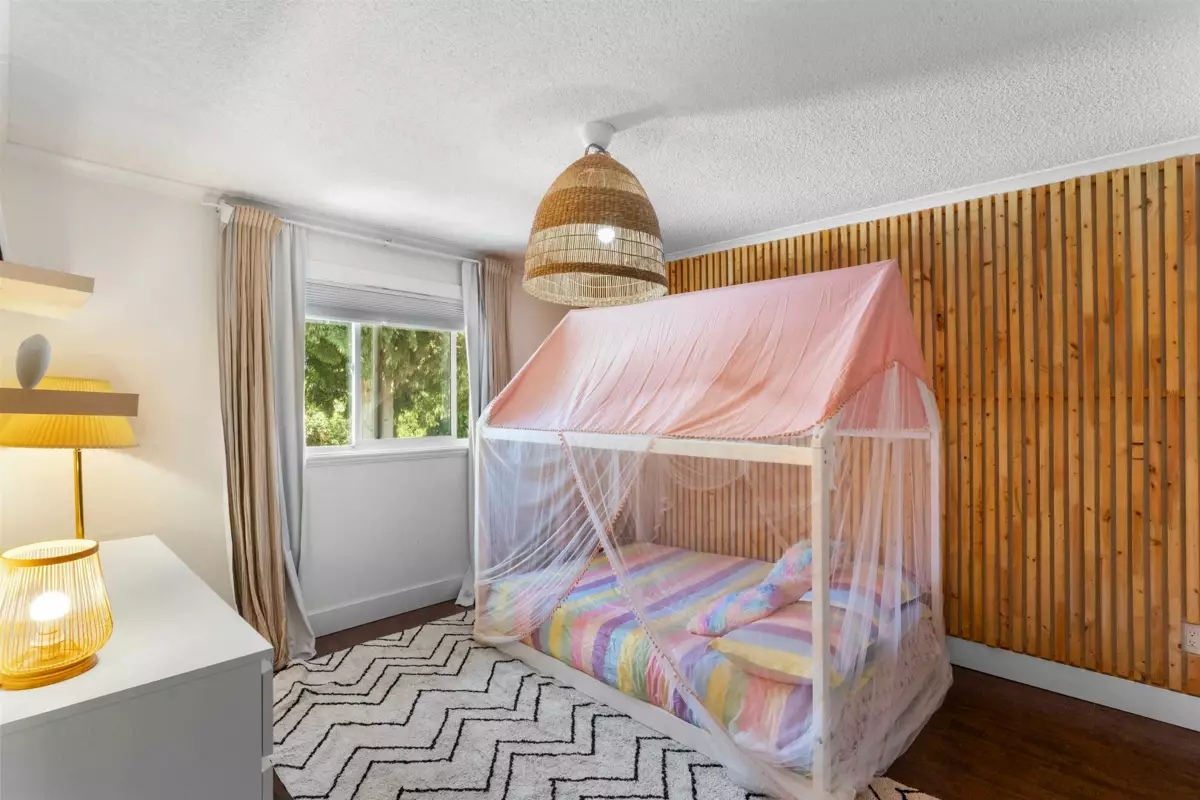 Office / Den Photo of 5786 Aberdeen Street, Surrey, BC