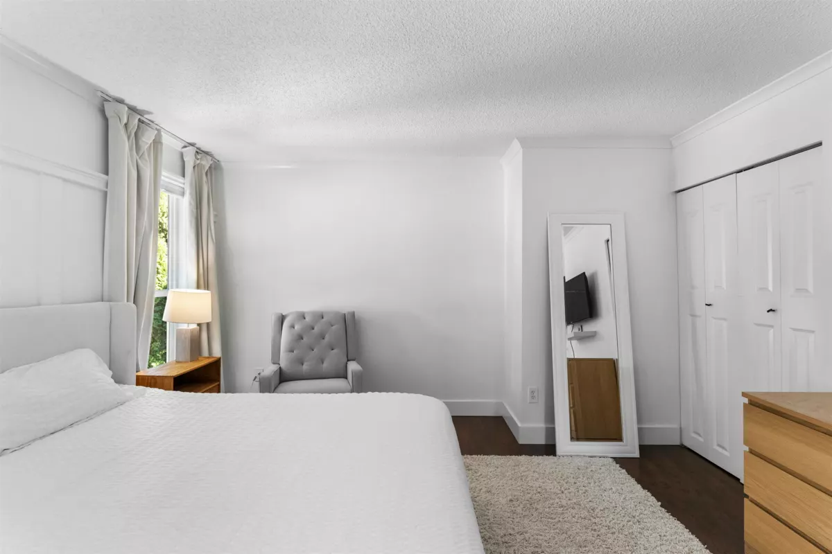 Powder Room Photo of 5786 Aberdeen Street, Surrey, BC