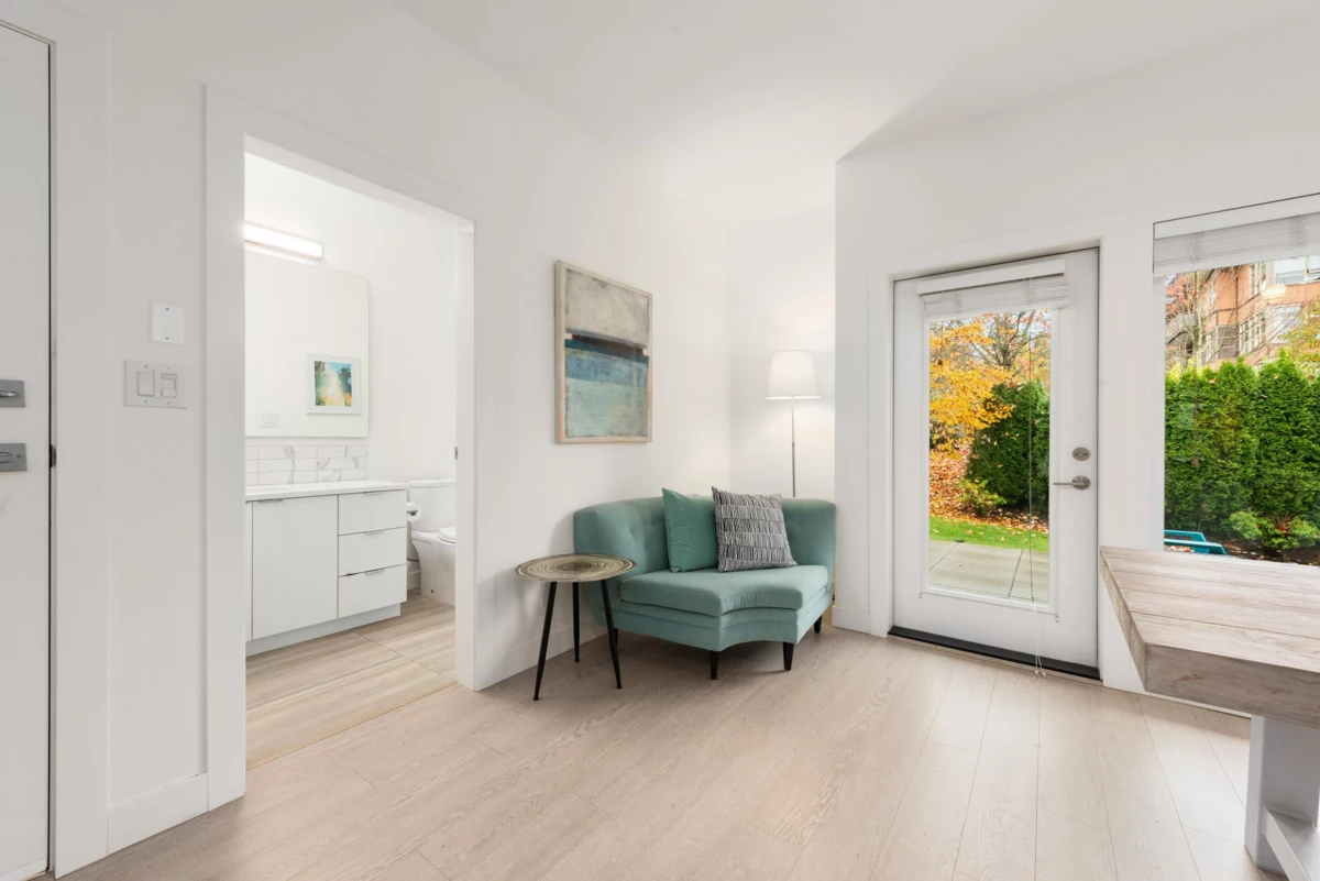 Bedroom 3 Photo of 3 3595 Salal Drive, North Vancouver, BC