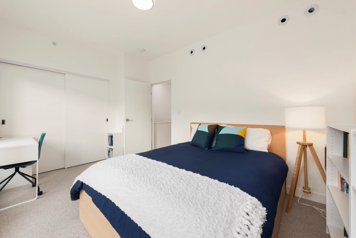 Mudroom Photo of 3 3595 Salal Drive, North Vancouver, BC