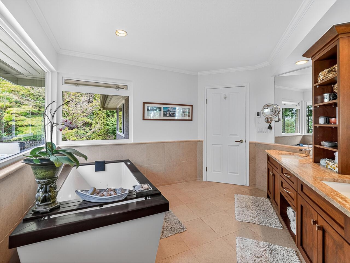 Office / Den Photo of 5302 Westhaven Wynd, West Vancouver, BC