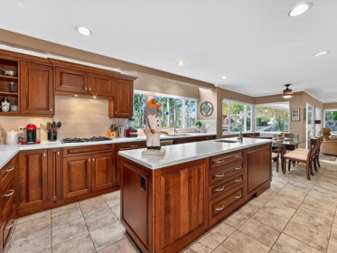 5302 Westhaven Wynd, West Vancouver, BC, West Vancouver — Single Family Residence for sale