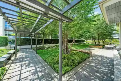 Garden / Landscaping Photo of 903 608 Belmont Street, New Westminster, BC