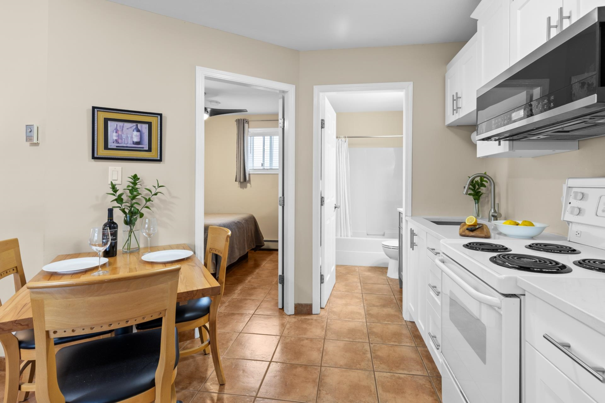 Bedroom 4 Photo of 207 7310 Main Street, No City Value, BC