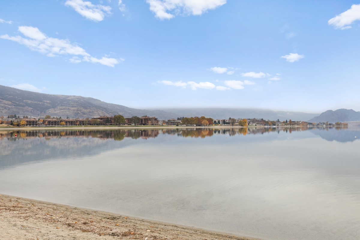 Front Yard Photo of 207 7310 Main Street, No City Value, BC
