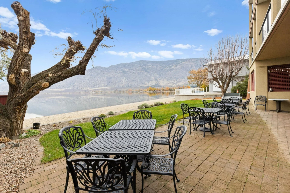 Garden / Landscaping Photo of 207 7310 Main Street, No City Value, BC