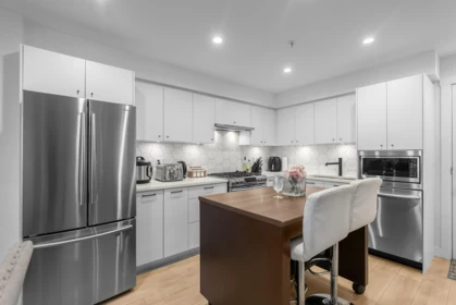 406 1519 Crown Street, North Vancouver, BC, North Vancouver — Apartment/Condo for sale