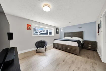 Basement Recreation Room Photo of 9088 146a Street, Surrey, BC