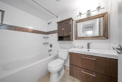 602 1270 Robson Street, Vancouver, BC, Vancouver — Apartment/Condo for sale
