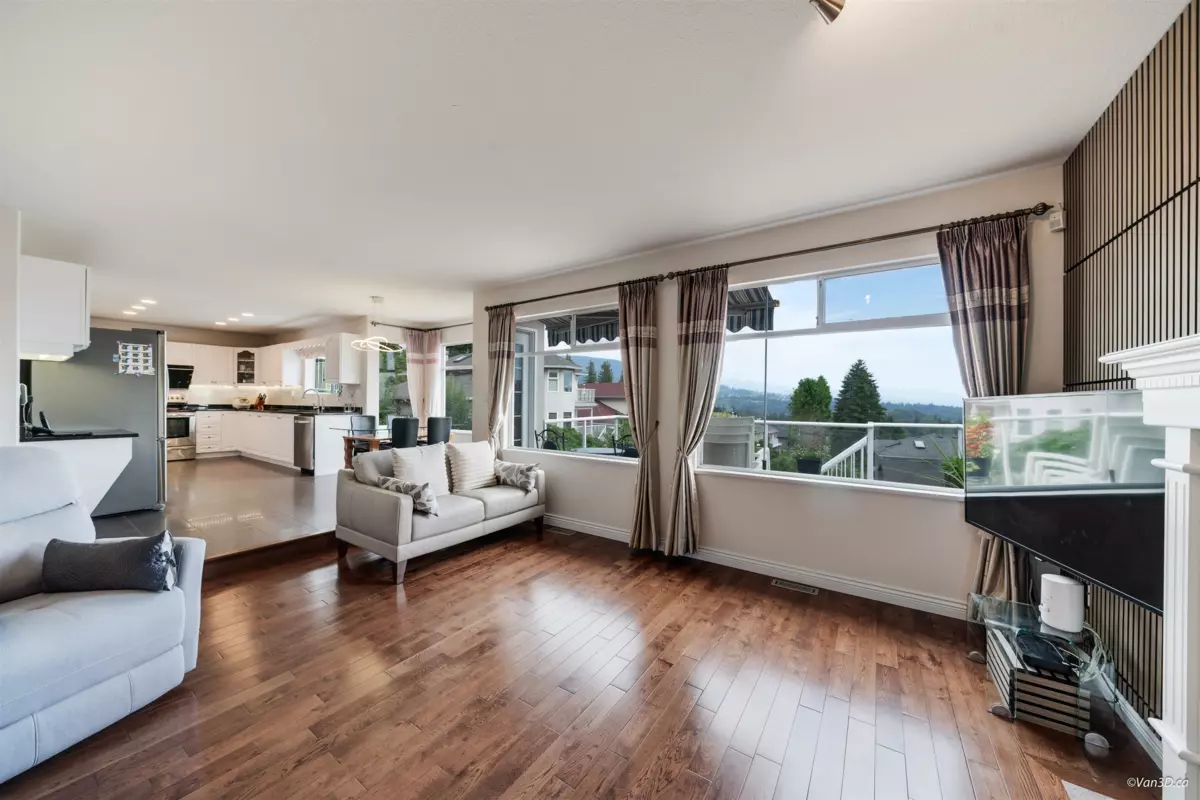 Basement Recreation Room Photo of 1279 Erskine Street, Coquitlam, BC