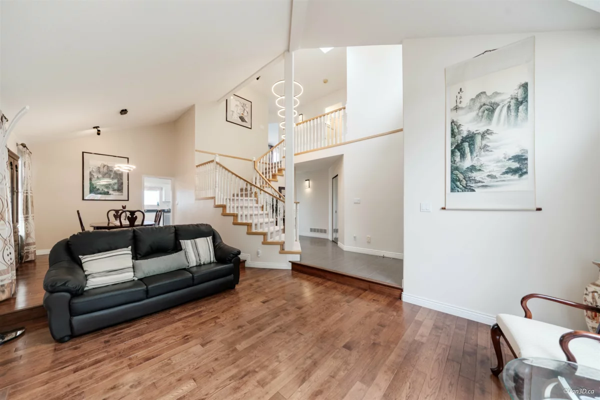 Breakfast Nook Photo of 1279 Erskine Street, Coquitlam, BC