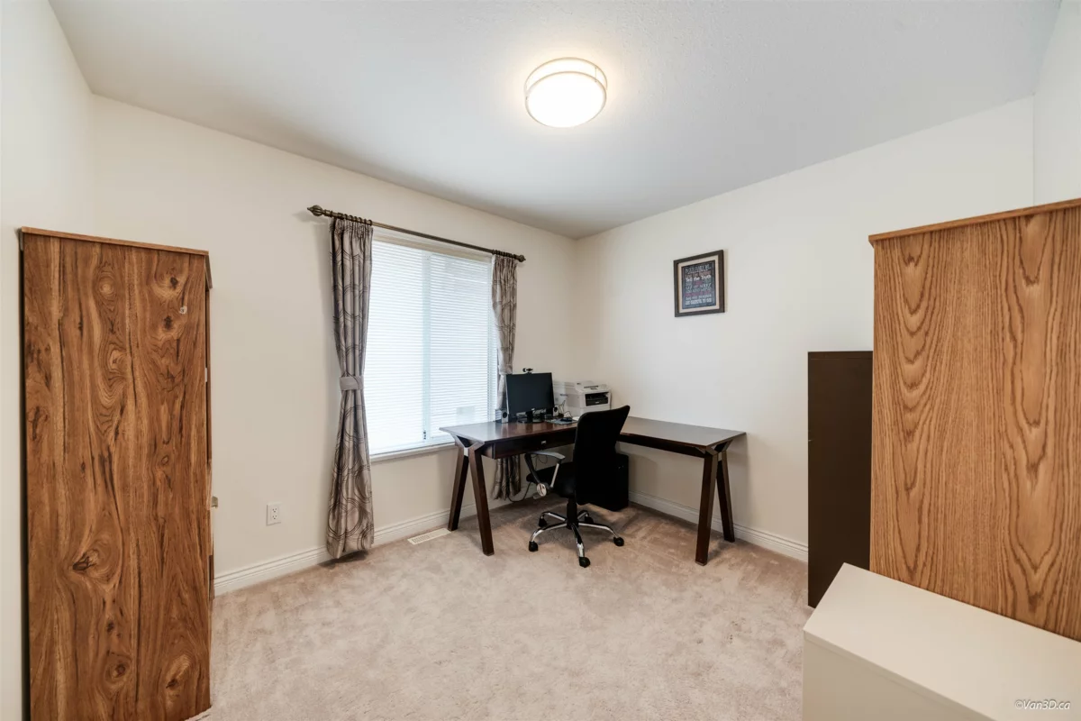 Laundry Room Photo of 1279 Erskine Street, Coquitlam, BC