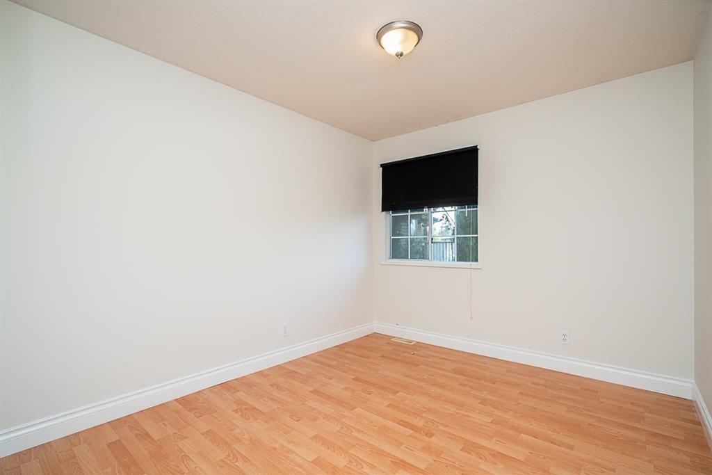 Basement Recreation Room Photo of 12466 231b Street, Maple Ridge, BC