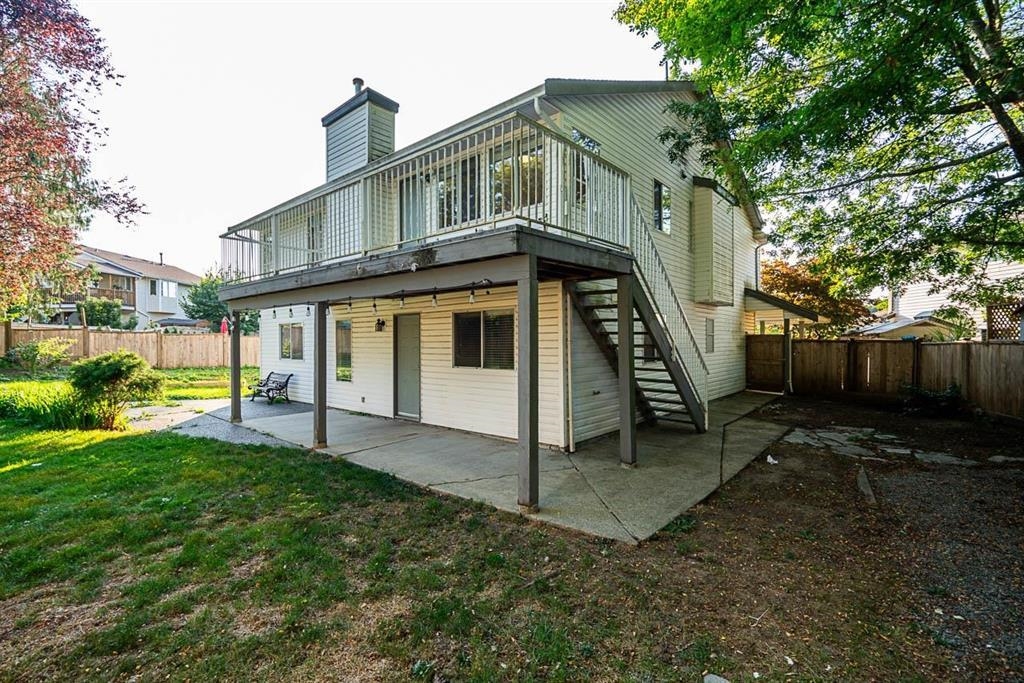 Garage Interior Photo of 12466 231b Street, Maple Ridge, BC