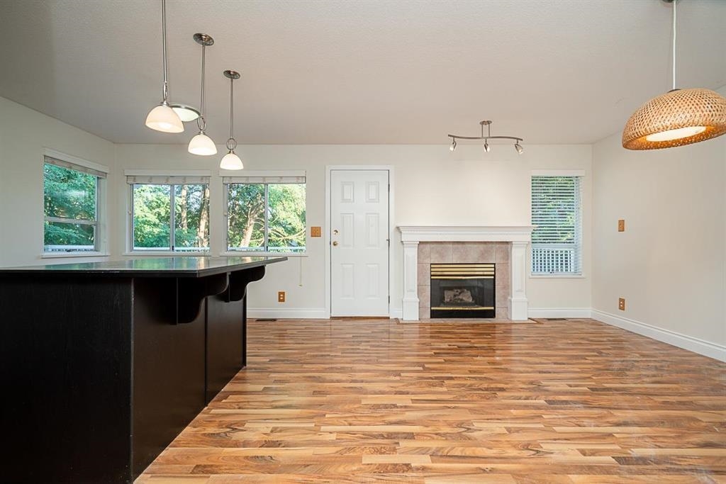 Kitchen Island Photo of 12466 231b Street, Maple Ridge, BC