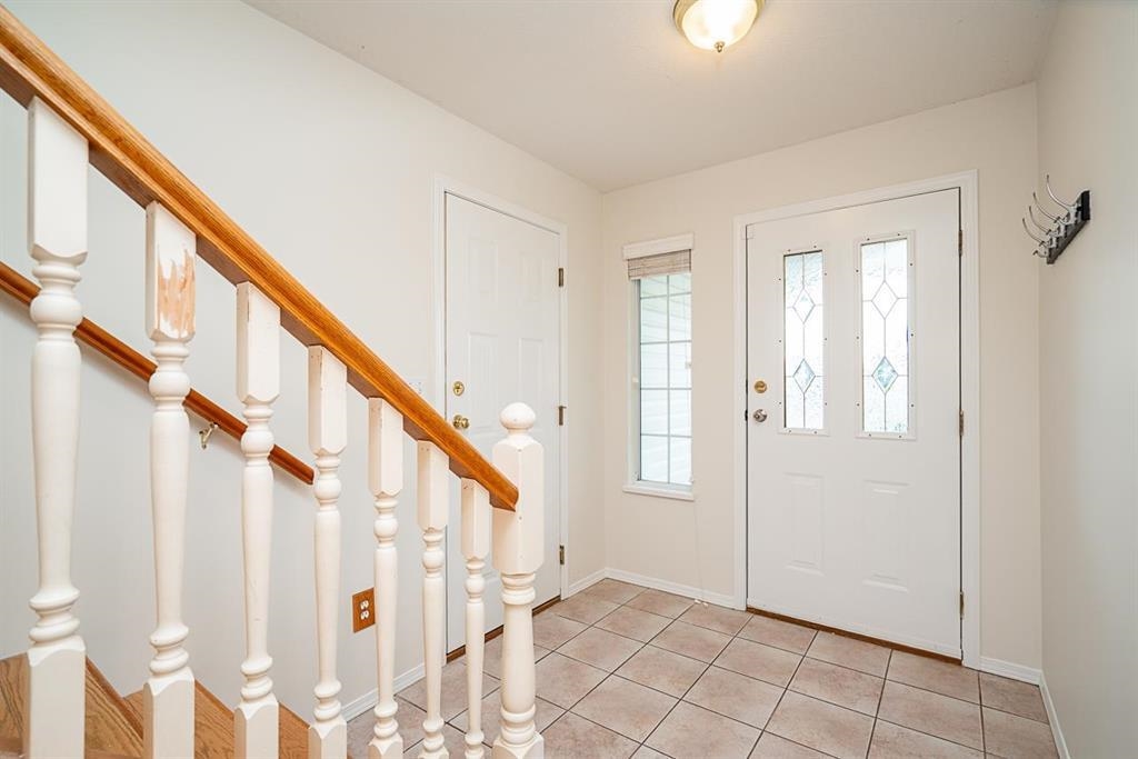 Living Room Photo of 12466 231b Street, Maple Ridge, BC