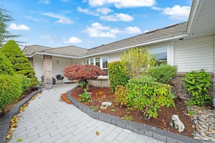 15435 Killarney Place, Surrey, BC, Surrey — Single Family Residence for sale