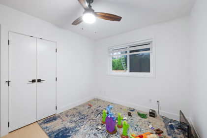 Laundry Room Photo of 15435 Killarney Place, Surrey, BC