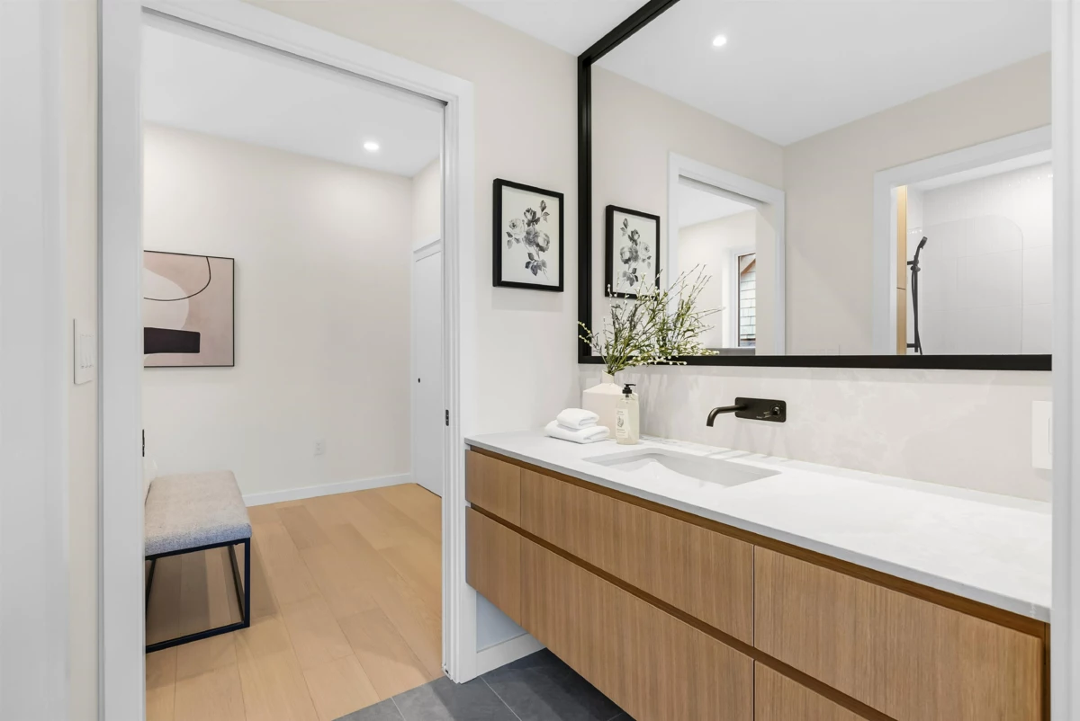 Loft / Bonus Room Photo of 1 2764 W 14th Avenue, Vancouver, BC