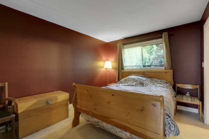 Bedroom 4 Photo of 9230 212b Street, Langley, BC