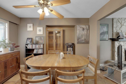 Kitchen Island Photo of 9230 212b Street, Langley, BC