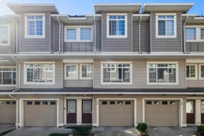 30 6852 193 Street, Surrey, BC, Surrey — Townhouse for sale