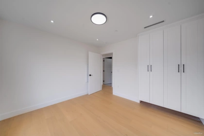 Hallway Photo of 2 4463 Walden Street, Vancouver, BC