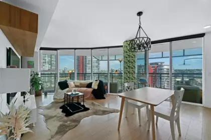 Breakfast Nook Photo of 1284 87 Nelson Street, Vancouver, BC