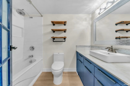 Mudroom Photo of 110 15282 19 Avenue, Surrey, BC