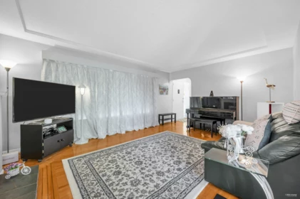 Family Room Photo of 917 Ladner Street, New Westminster, BC