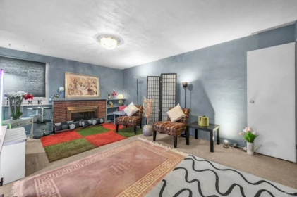 Powder Room Photo of 917 Ladner Street, New Westminster, BC