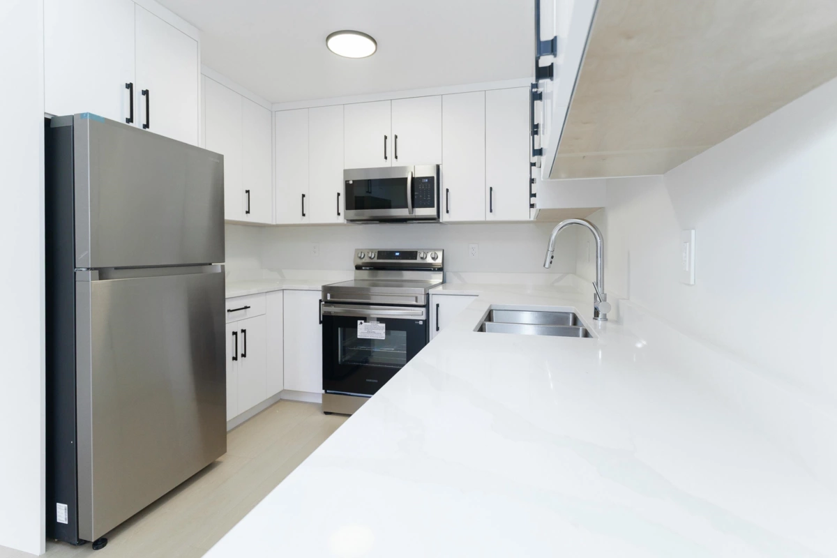 Hallway Photo of 11002 243b Street, Maple Ridge, BC