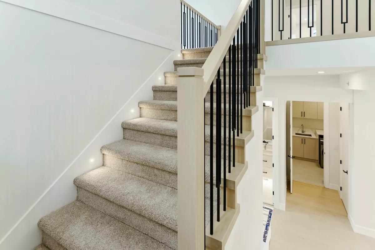 Laundry Room Photo of 11002 243b Street, Maple Ridge, BC