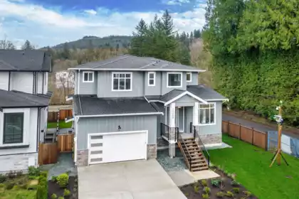 11002 243b Street, Maple Ridge, BC, Cottonwood MR — 7 bed single family residence for sale