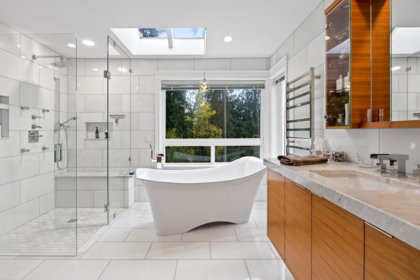 Entry Foyer Photo of 1411 Madrona Place, Coquitlam, BC