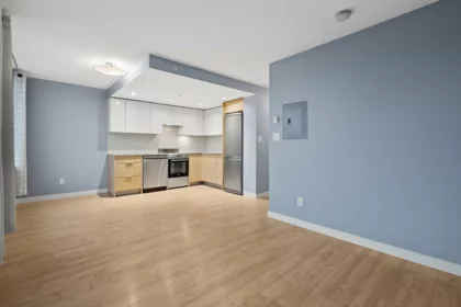 Kitchen Photo of 512 445 W 2nd Avenue, Vancouver, BC
