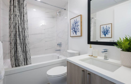 Powder Room Photo of 3211 13350 Central Avenue, Surrey, BC