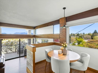 Kitchen Island Photo of 5012 Maple Street, Vancouver, BC