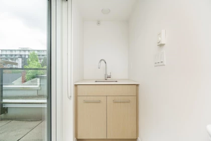 Office / Den Photo of 2 589 W King Edward Avenue, Vancouver, BC