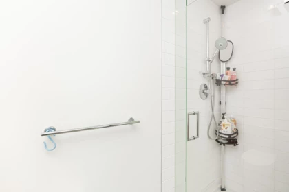 Walk-In Closet Photo of 2 589 W King Edward Avenue, Vancouver, BC