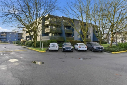 306 5906 176a Street, Surrey, BC, Surrey — Apartment/Condo for sale