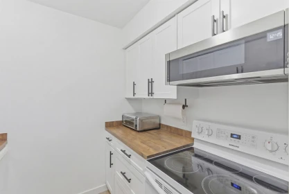 Walk-In Closet Photo of 306 5906 176a Street, Surrey, BC