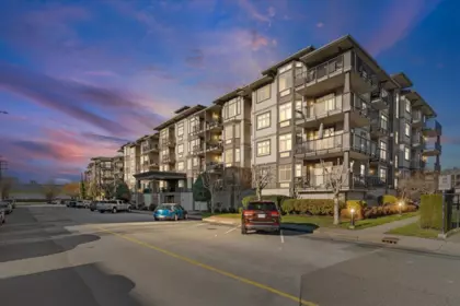 413 45893 Chesterfield Avenue, Chilliwack, BC, Chilliwack — Apartment/Condo for sale