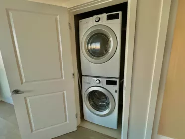 Walk-In Closet Photo of 1602 3487 Binning Road, Vancouver, BC